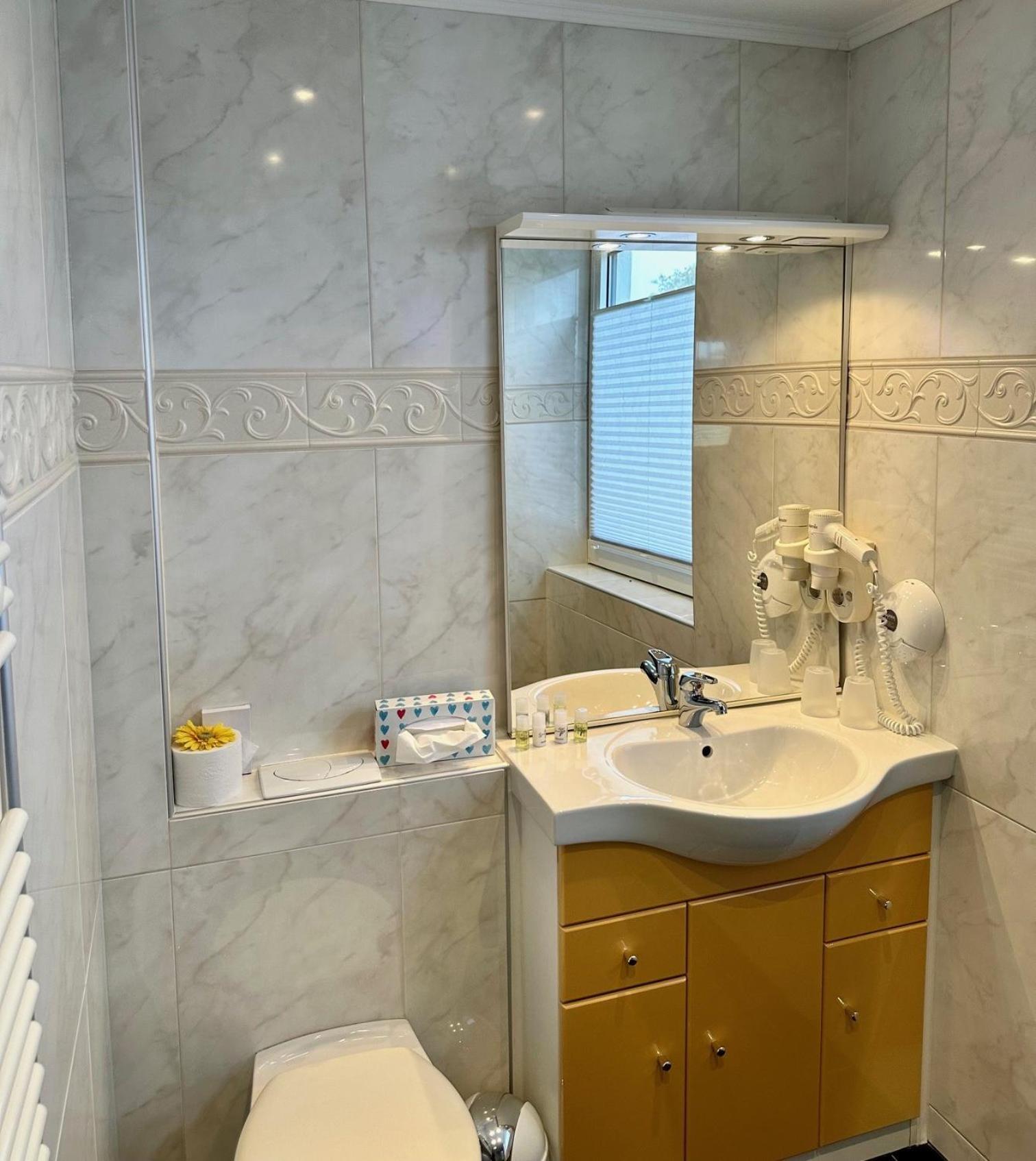 Aparthotel Kleine Perle Κουξχάφεν Εξωτερικό φωτογραφία